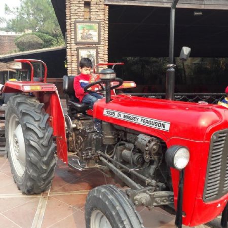 Harveer YFM Tractor-1